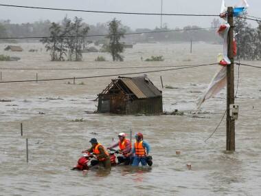 Vietnam: 37 killed by floods and landslides, thousands of houses damaged; 2 lakh people ordered to evacuate