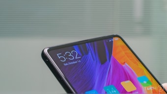 Leaked Hands-on images of the Mi Mix 3 reveals a tiny chin and no front-camera