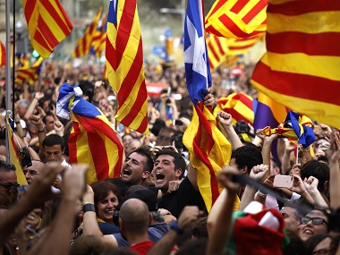 About 3 lakh attend pro-unity rally in Barcelona, reject Catalan secession bid About 3 lakh attend pro-unity rally in Barcelona, reject Catalan secession bid