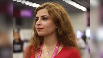 Iran's Dorsa Derakhshani, banned for refusing to wear hijab, switches over to US chess team