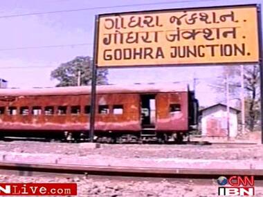 2002 Godhra carnage: Gujarat HC commutes 11 death sentences, all convicts get life imprisonment