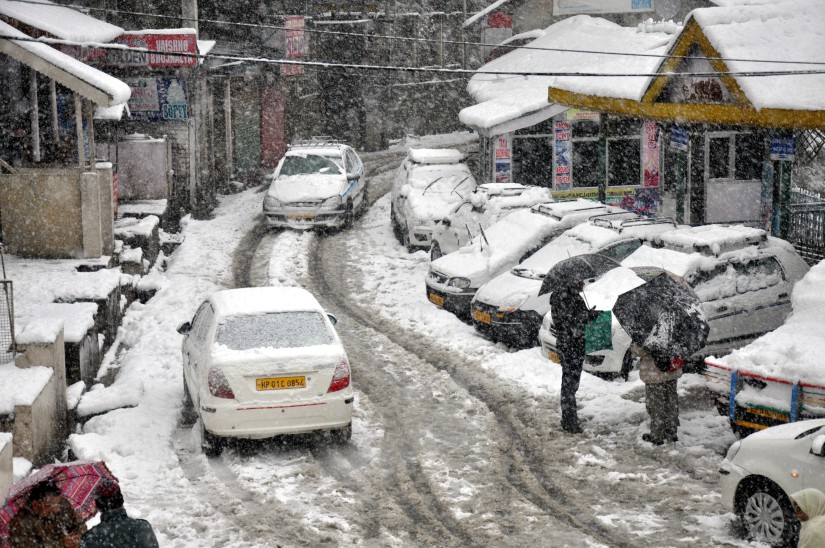 Digging work at Himachal Pradesh's Rohtang Tunnel to conclude today; project likely to be completed by 2019 Digging work at Himachal Pradesh's Rohtang Tunnel to conclude today; project likely to be completed by 2019