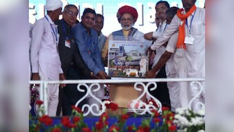 Narendra Modi in Gujarat: PM backs GST and note ban, slams Congress for thwarting state's development