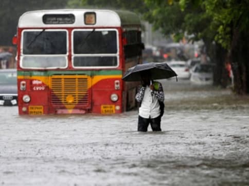 As monsoon approaches, state authorities review preparedness for waterlogging, floods; Maharashtra, Odisha lead charge As monsoon approaches, state authorities review preparedness for waterlogging, floods; Maharashtra, Odisha lead charge