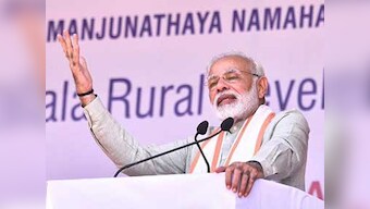 Narendra Modi lampoons Congress in Karnataka, asks which 'hand' reduced Rs 1 of government money to 15 paise