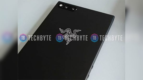 Images of Razer's gaming oriented smartphone allegedly leaked; expected to come with Snapdragon 835 SoC, 8 GB RAM