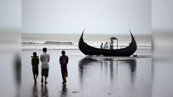 Thai boat Captain carrying 65 Rohingya Muslims charged with smuggling illegal immigrants from Myanmar, police detains passengers
