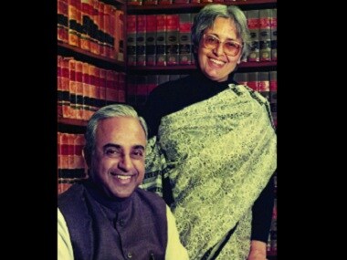 'Sonia Gandhi has a deep contempt for Indians': Roxna Swamy tells all, in book on husband Subramanian Swamy