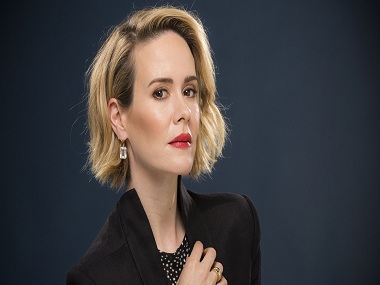 Sarah Paulson joins star cast of Sandra Bullock's Netflix post-apocalyptic thriller Bird Box Sarah Paulson joins star cast of Sandra Bullock's Netflix post-apocalyptic thriller Bird Box