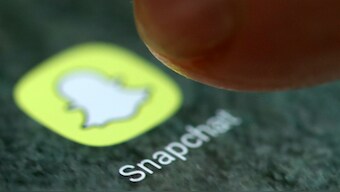 Snapchat now allows you to export videos not only in circlular but also square format