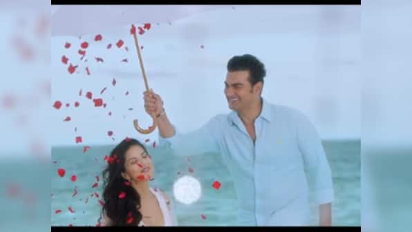 Tera Intezaar teaser: Sunny Leone, Arbaaz Khan pair up for the first time in this romantic thriller