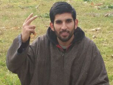 Top JeM commander Umer Khalid killed: Girlfriend helped police track terrorist's movements Top JeM commander Umer Khalid killed: Girlfriend helped police track terrorist's movements