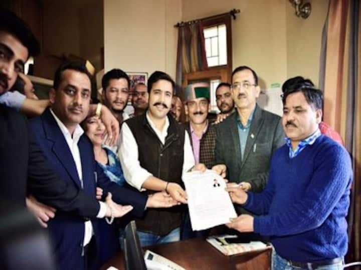 Congress announces candidates for Himachal Pradesh polls, CM Virbhadra Singh's son Vikramaditya in fray Congress announces candidates for Himachal Pradesh polls, CM Virbhadra Singh's son Vikramaditya in fray