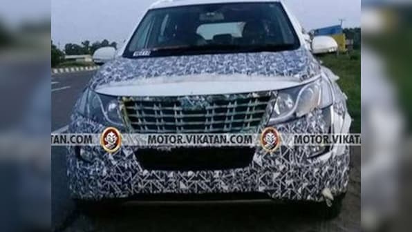 2018 Mahindra XUV500 SUV spotted being tested in India
