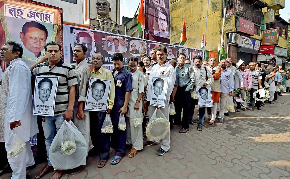 The leader, who had been in a coma since 2008 after suffering a brain stroke, died at Apollo Hospital in New Delhi, doctors said. People wait in a long queue to pay their last respects to Dasmunsi. PTI The leader, who had been in a coma since 2008 after suffering a brain stroke, died at Apollo Hospital in New Delhi, doctors said. People wait in a long queue to pay their last respects to Dasmunsi. PTI