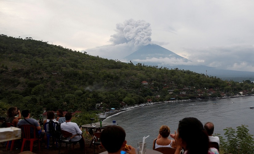 Bali volcano: Mount Agung eruption to impact global climate, could ...