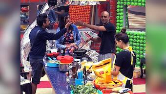 Bigg Boss 11, Episode 57, 27 November 2017: Fights erupt over omelettes, parathas and rations