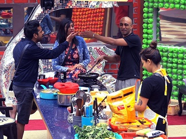 Bigg Boss 11, Episode 57, 27 November 2017: Fights erupt over omelettes, parathas and rations Bigg Boss 11, Episode 57, 27 November 2017: Fights erupt over omelettes, parathas and rations