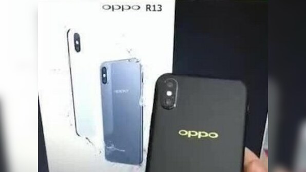 Alleged Oppo R13 leaked images surface online, design looks very similar to the Apple iPhone X