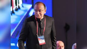 Ahead of demonetisation anniversary, Arun Jaitley assails Manmohan Singh for calling note ban a "loot"