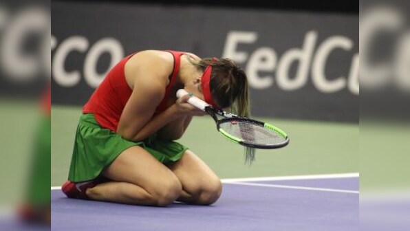 Fed Cup: After CoCo Vandeweghe's win, Aryna Sabalenka defeats Sloane Stephens to level final for Belarus