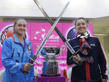 USA's CoCo Vandeweghe and Belarus' Aliaksandra Sasnovich pose for a photo after the draw ceremony. AP