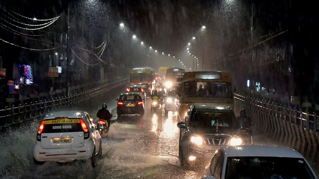 Rains Lash Chennai, IMD Warns Of Heavy Showers Until Wednesday; Schools ...