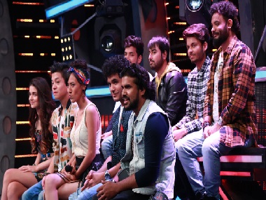 The Stage 3: Zoe takes home second Power Pin in a tribute to Elvis Presley The Stage 3: Zoe takes home second Power Pin in a tribute to Elvis Presley