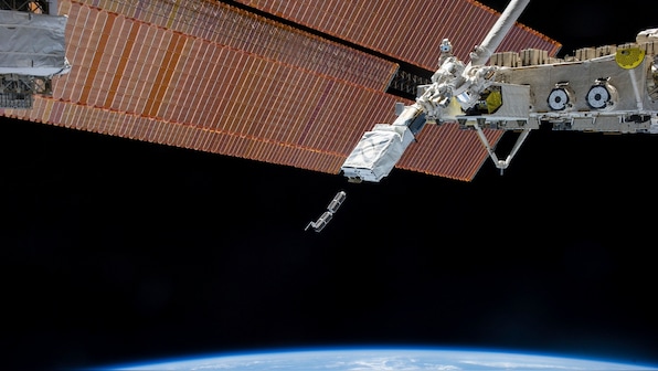 Russian security agency raids space research centre in 'high treason' probe