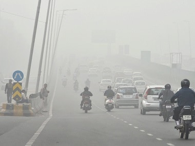 Delhi air pollution: Visibility drops to 700 metres as hazardous smog continues to torment national capital