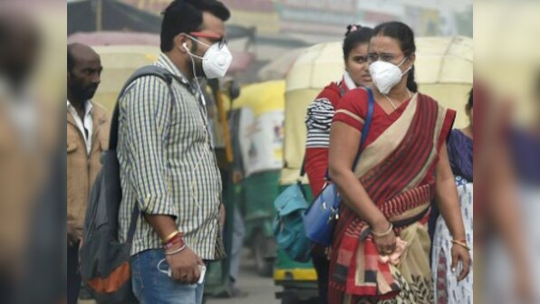 Delhi air pollution: Threefold rise in patients number at hospitals, doctors say smog shortening lives