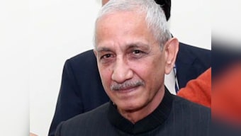 Jammu and Kashmir interlocutor Dineshwar Sharma visits Baramulla; delegations ask him to improve education, employment
