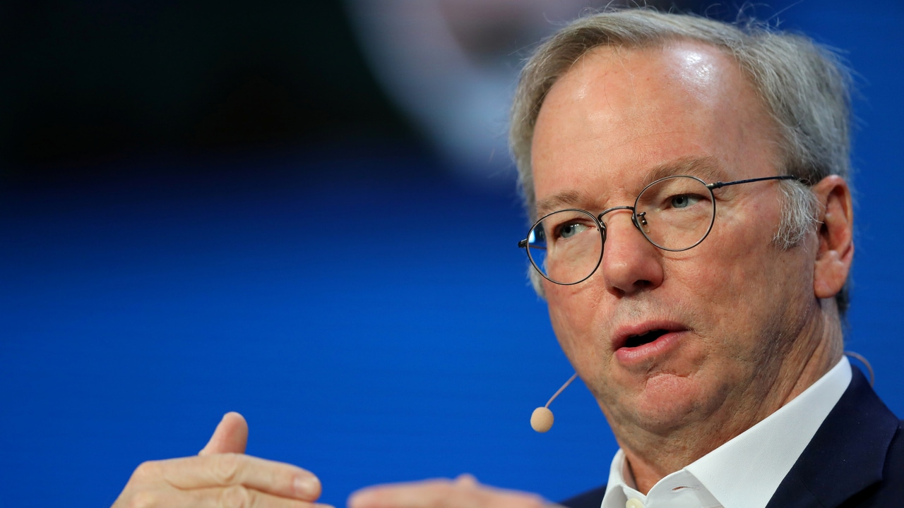 Eric Schmidt warns the United States about AI competition with China ...