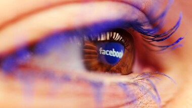 Facebook is trying out paid subscriptions for exclusive content on Private Groups