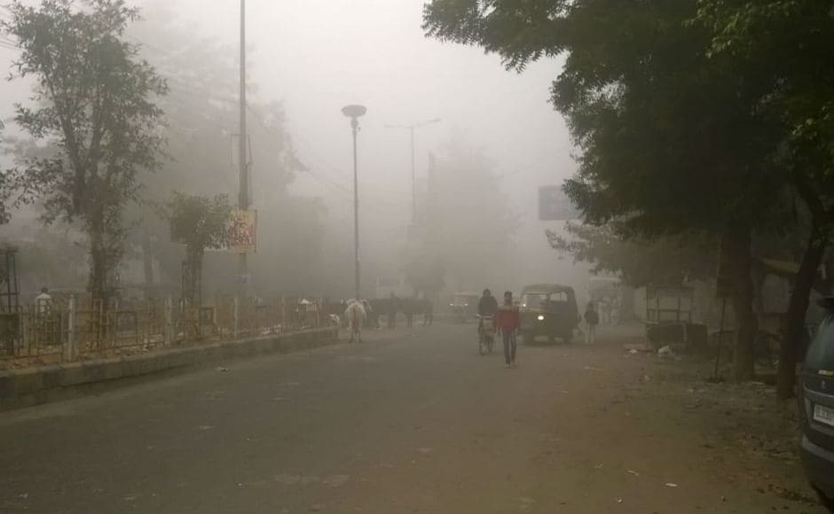A thick fog that hung over the sprawling city worsened conditions. Residents complained of smarting eyes and irritation in the throat. The smog as seen in Indirapuram, Ghaziabad on Wednesday morning. Firstpost/Vivek Anand A thick fog that hung over the sprawling city worsened conditions. Residents complained of smarting eyes and irritation in the throat. The smog as seen in Indirapuram, Ghaziabad on Wednesday morning. Firstpost/Vivek Anand