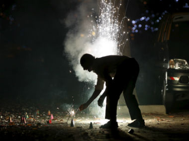 CPCB asks Noida district magistrate why SC's order on firecrackers was violated; demands report in seven days CPCB asks Noida district magistrate why SC's order on firecrackers was violated; demands report in seven days