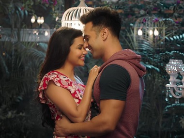 Fukrey Returns: Pulkit Samrat, Priya Anand turn up the romance in Ishq De Fanniyar Fukrey Returns: Pulkit Samrat, Priya Anand turn up the romance in Ishq De Fanniyar