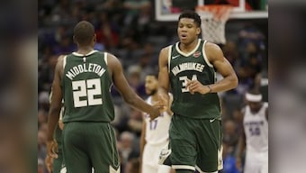 NBA: Cavaliers win against Heat despite LeBron James' first career ejection; Bucks defeat Kings