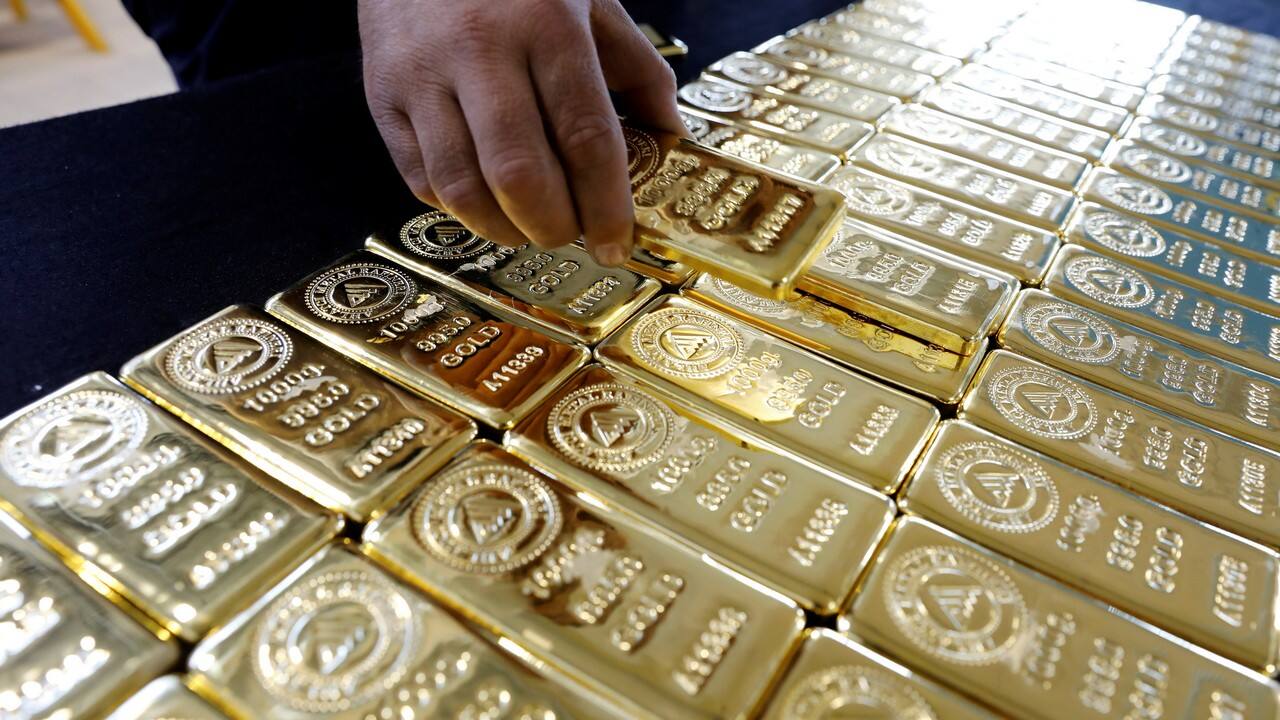 India's gold imports to be over 700 tonnes in current fiscal, up 40
