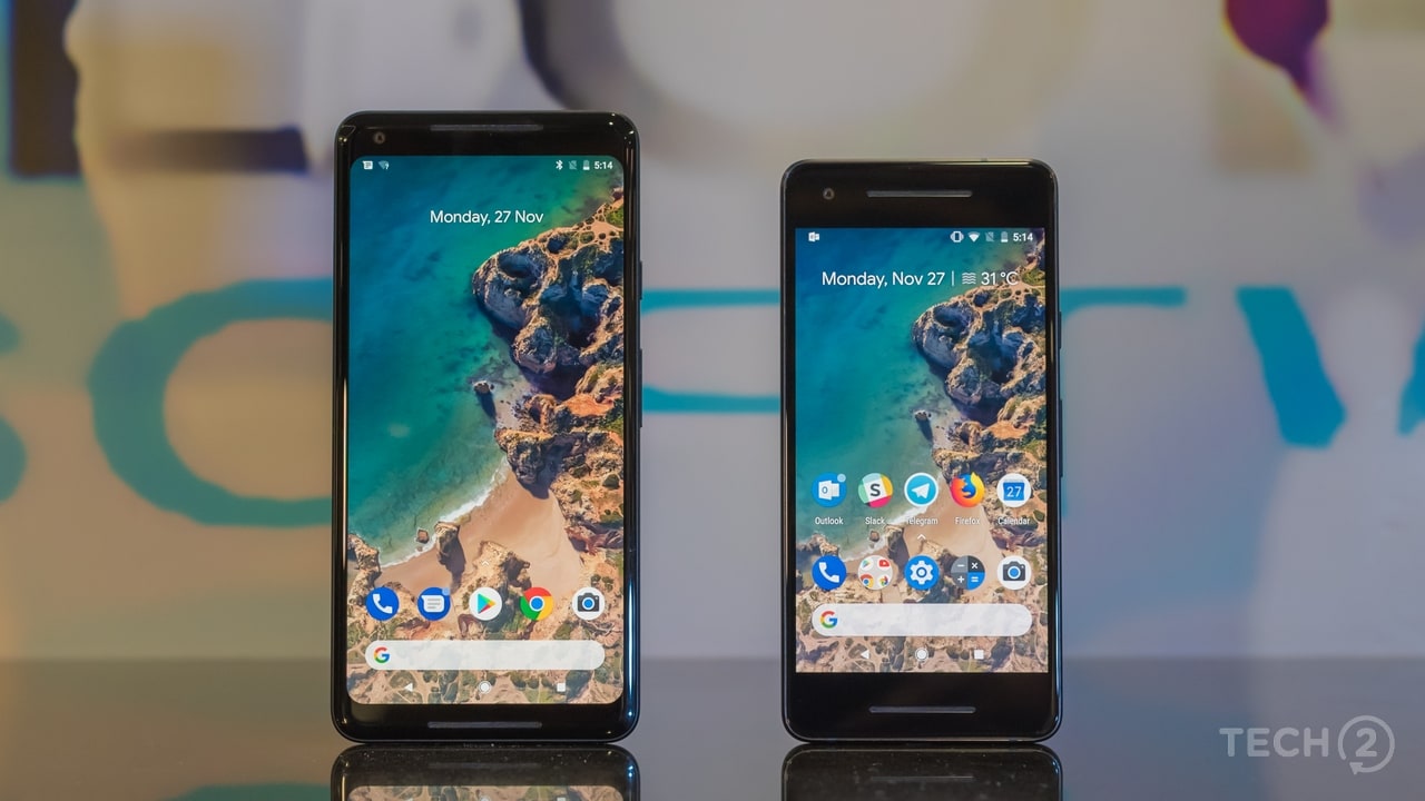 A size comparison of the Pixel 2 and the Pixel 2 XL. Image: tech2/Rehan Hooda