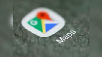 Google Maps adds a new feature that alerts commuters on trains and buses when their desitination arrives