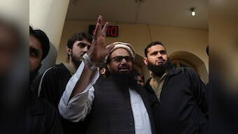 Hafiz Saeed serves Rs 100 million defamation notice to Pakistan defence minister Khurram Dastgir