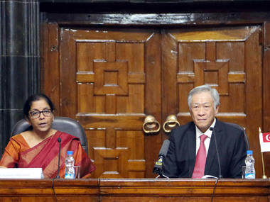 India, Singapore vow to deepen defence ties, ink agreement to ensure freedom of navigation India, Singapore vow to deepen defence ties, ink agreement to ensure freedom of navigation