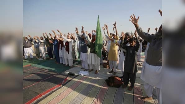 Islamabad protests called off after Pakistan's law minister Zahid Hamid resigns
