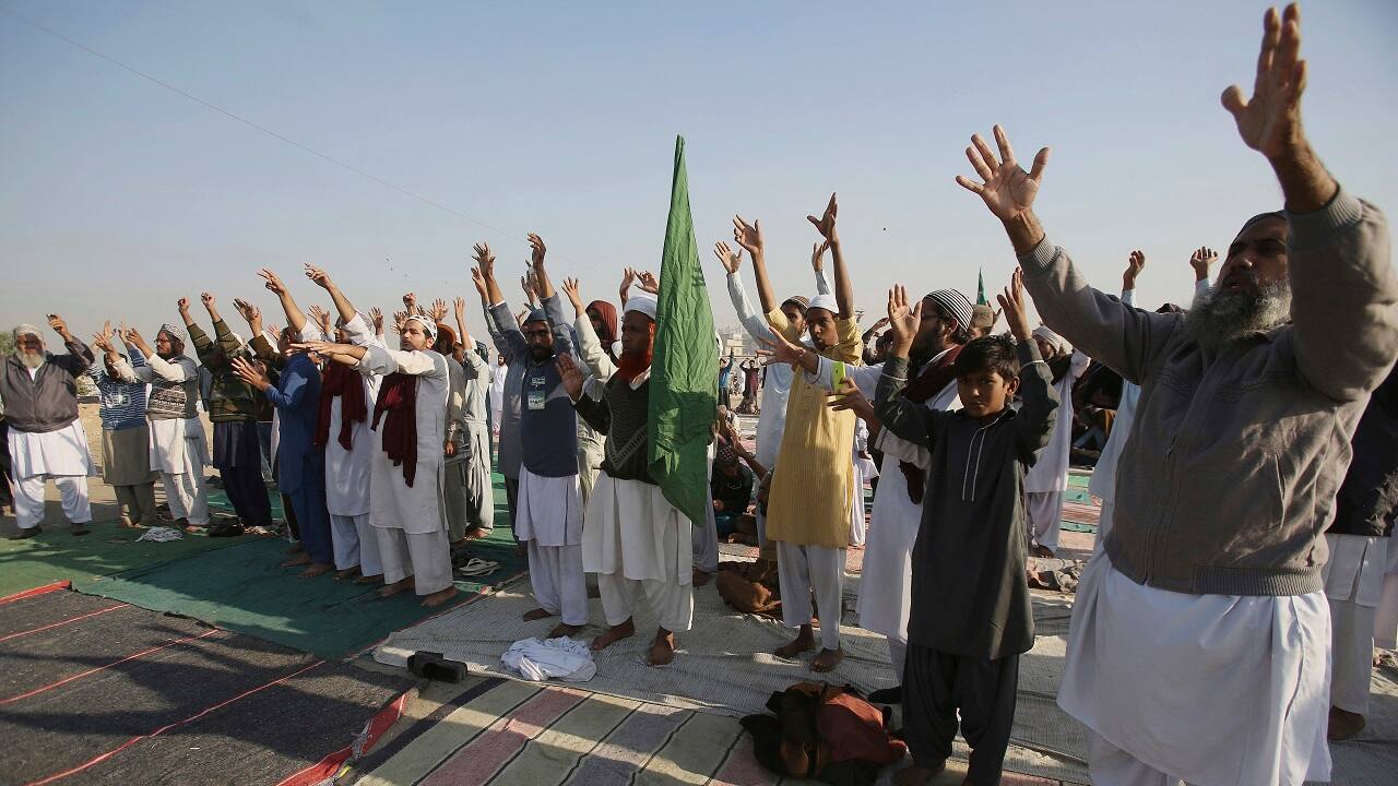 Islam Rally Islamabad protests called off after Pakistan's law minister Zahid Hamid ...