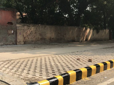 NGT order drowns Jantar Mantar into eerie silence but protesters can't afford ill-equipped, costly Ramlila Maidan NGT order drowns Jantar Mantar into eerie silence but protesters can't afford ill-equipped, costly Ramlila Maidan