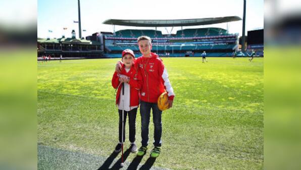 Laureus World Sports Awards, Best Sporting Moment November nominees: Mark Smith and Jarryd Haines's 'mateship'