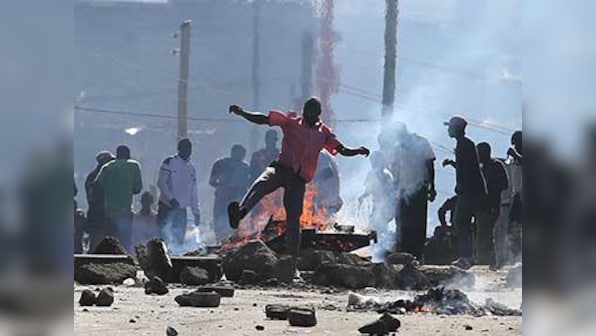 Kenya violence: Two killed after Supreme Court rules in Uhuru Kenyatta's favour, takes death toll to 54