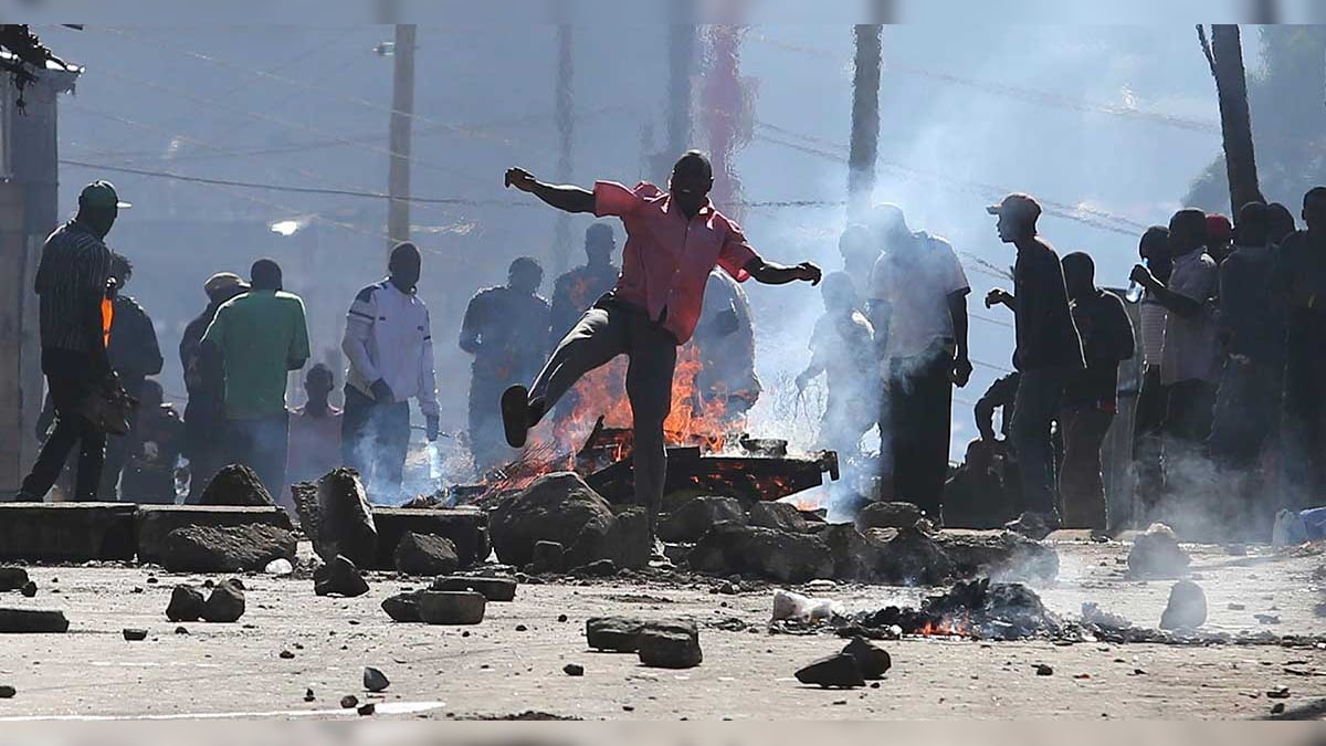 Police fire tear gas as anti-government protests erupt in Kenya despite ban