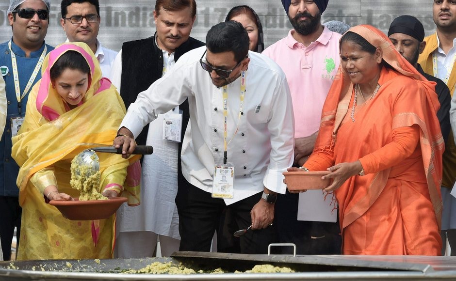 Apart from popular chef Sanjeev Kapoor, other leading chefs including Imtiaz Qureshi, Ranveer Brar, Sudhir Sibal, Rakesh Sethi, Akshay Nayyar, Satish Gowda also helped in the cooking of the dish. PTI Apart from popular chef Sanjeev Kapoor, other leading chefs including Imtiaz Qureshi, Ranveer Brar, Sudhir Sibal, Rakesh Sethi, Akshay Nayyar, Satish Gowda also helped in the cooking of the dish. PTI